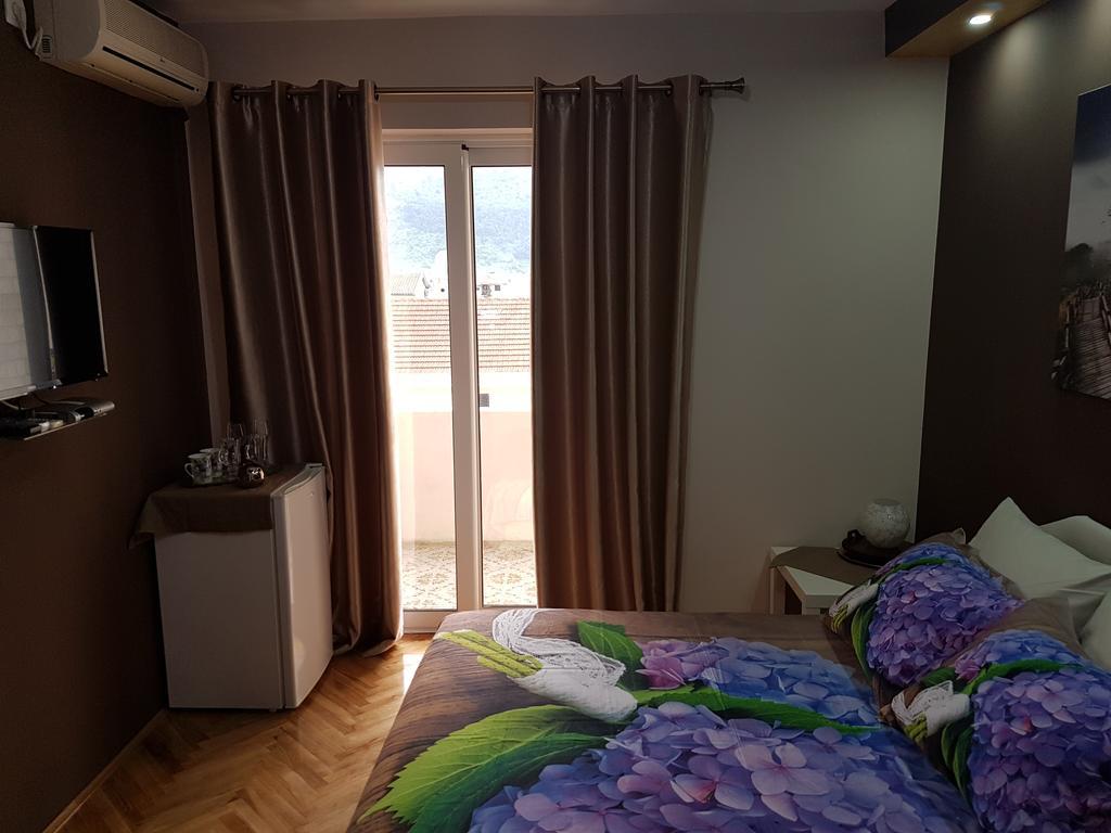 Apartments Vila Galileo บุดวา ภายนอก รูปภาพ