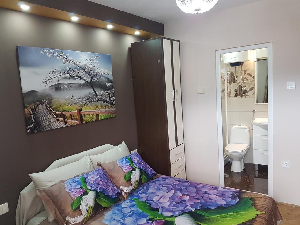 Apartments Vila Galileo บุดวา ภายนอก รูปภาพ