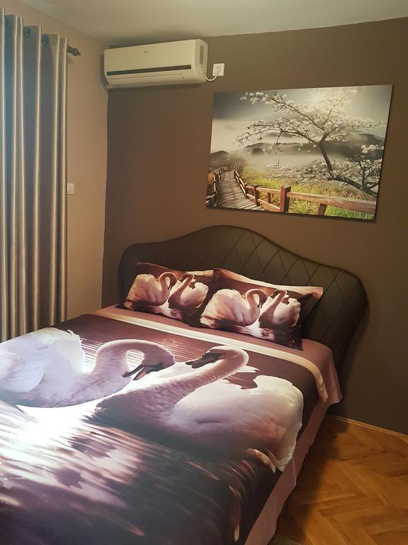 Apartments Vila Galileo บุดวา ภายนอก รูปภาพ