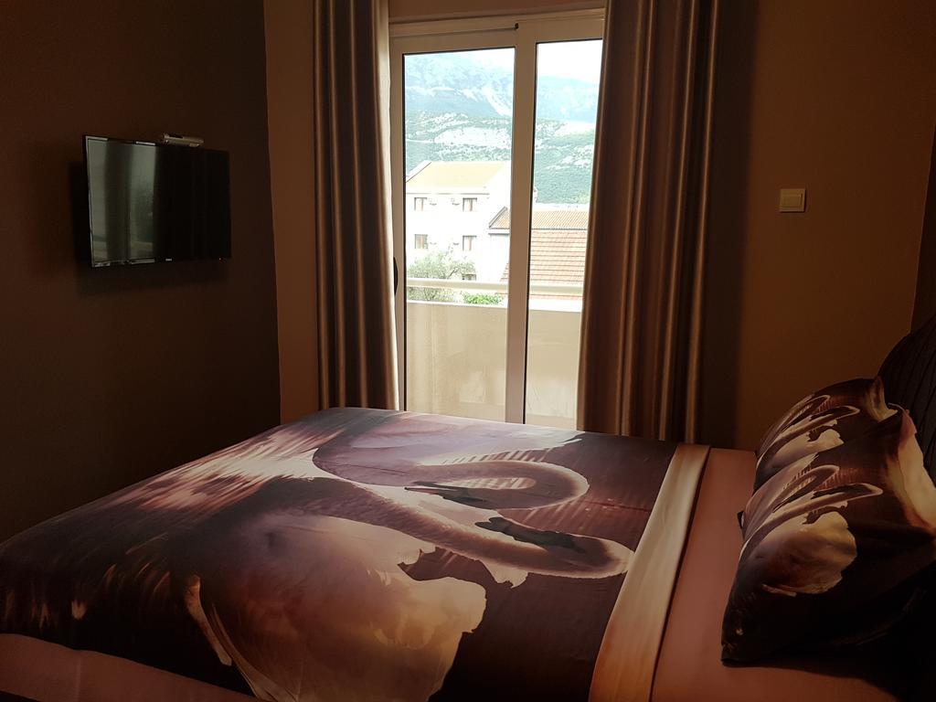 Apartments Vila Galileo บุดวา ภายนอก รูปภาพ