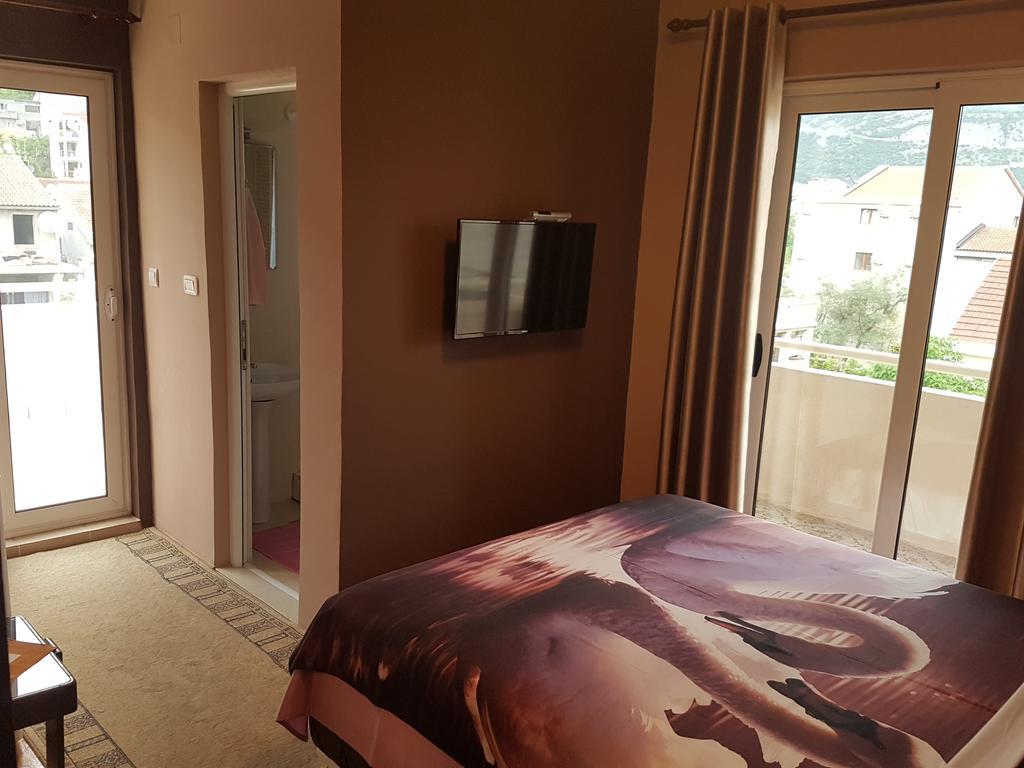 Apartments Vila Galileo บุดวา ภายนอก รูปภาพ