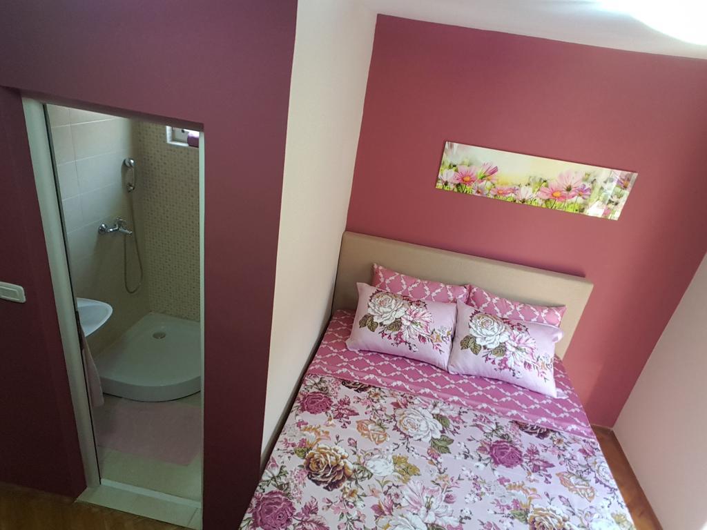 Apartments Vila Galileo บุดวา ภายนอก รูปภาพ